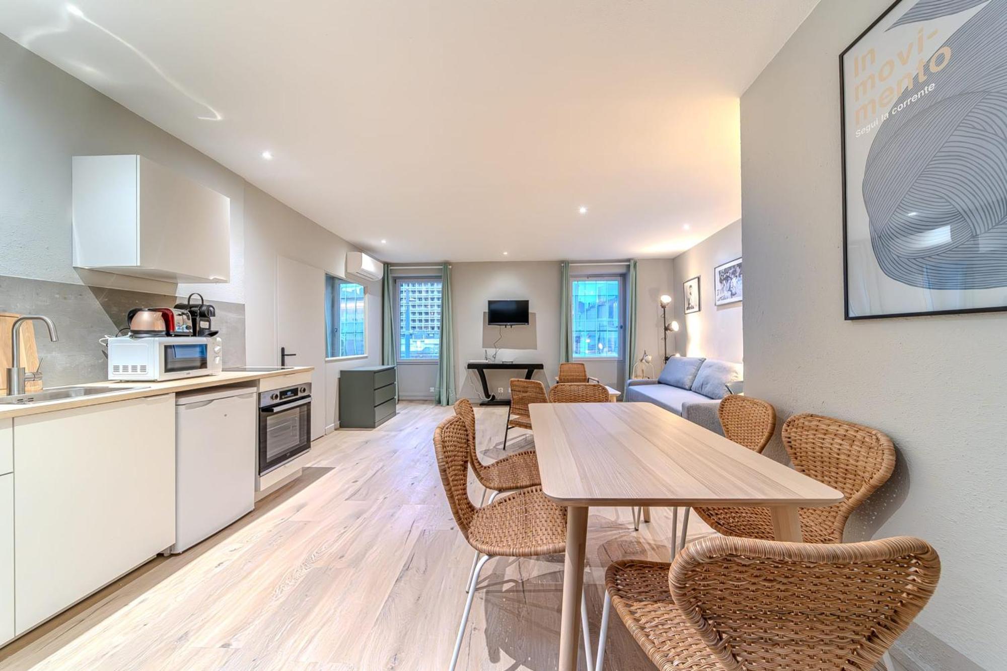 Charming 1-Bedroom Apartment Across From Halles Paul Bocuse & Part-Dieu Lyon Exteriör bild