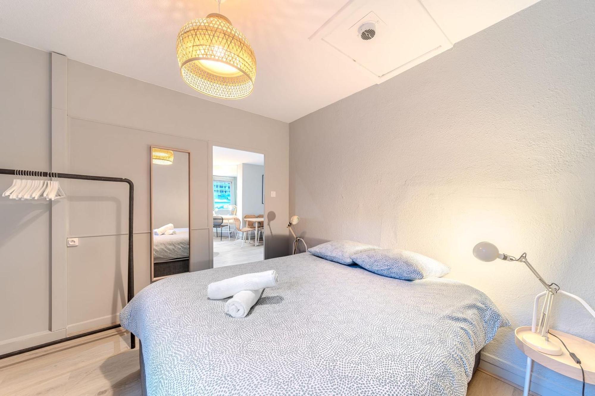 Charming 1-Bedroom Apartment Across From Halles Paul Bocuse & Part-Dieu Lyon Exteriör bild